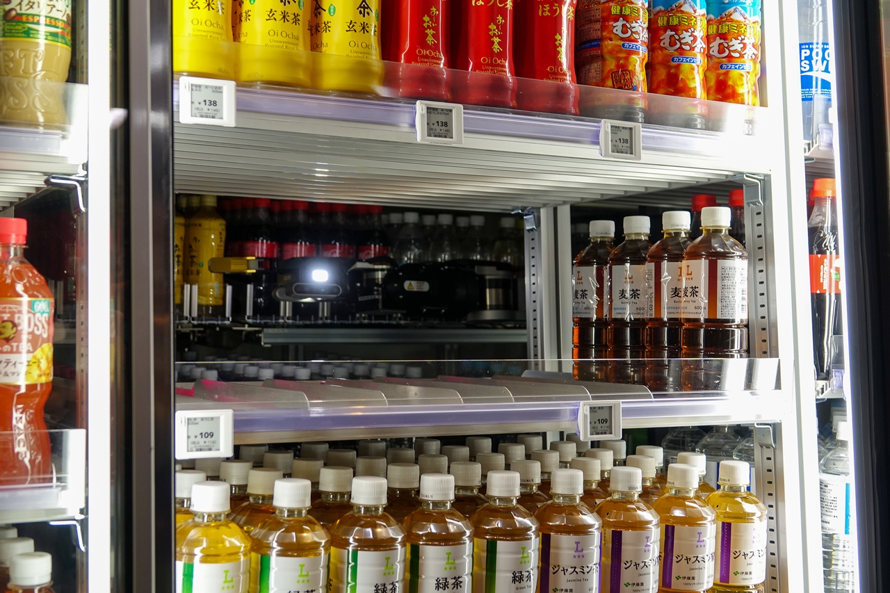 高輪と同じくロボットが品出し