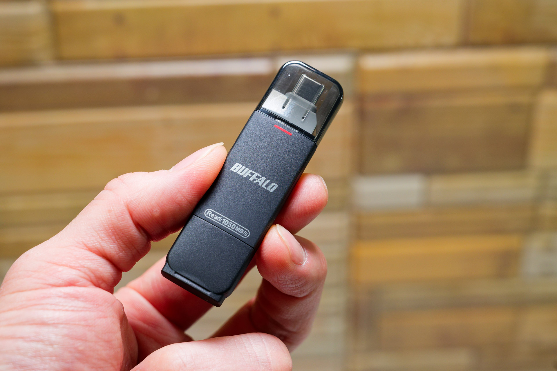 バッファロー「SSD-SDH500U3-BA」