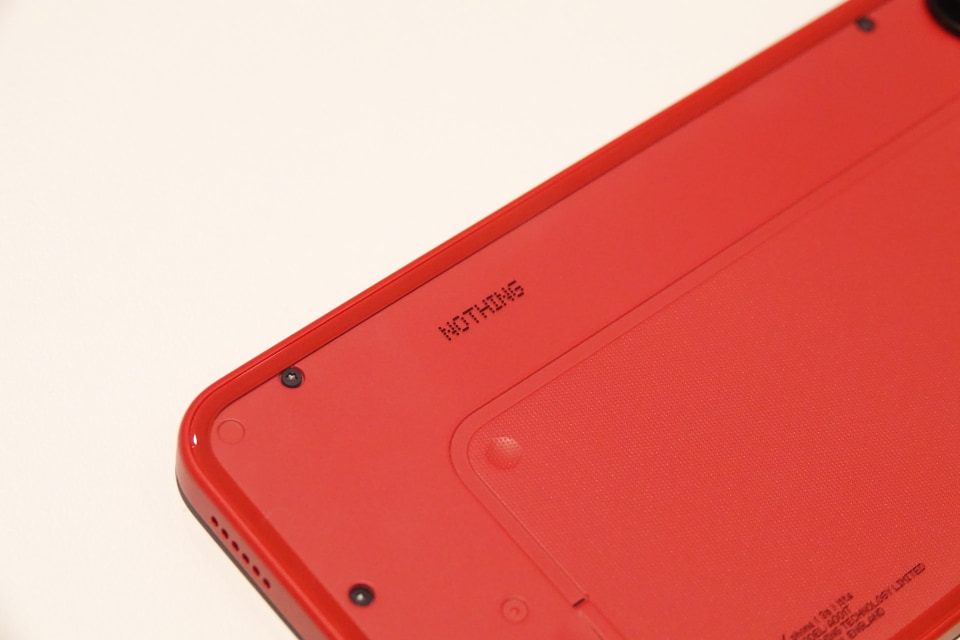 楽天モバイル、「Nothing Phone (3a) Lite」発売 限定色“レッド”も登場