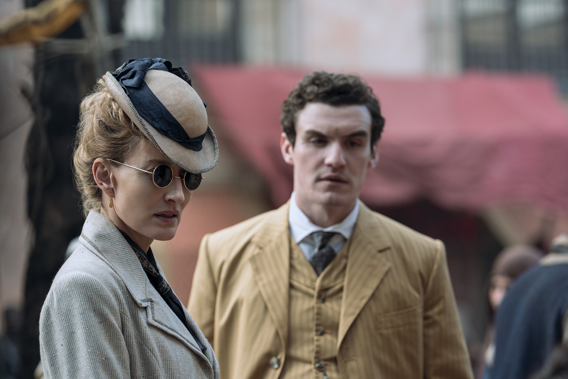 Daniel Smith、Amazon Content Services LLC