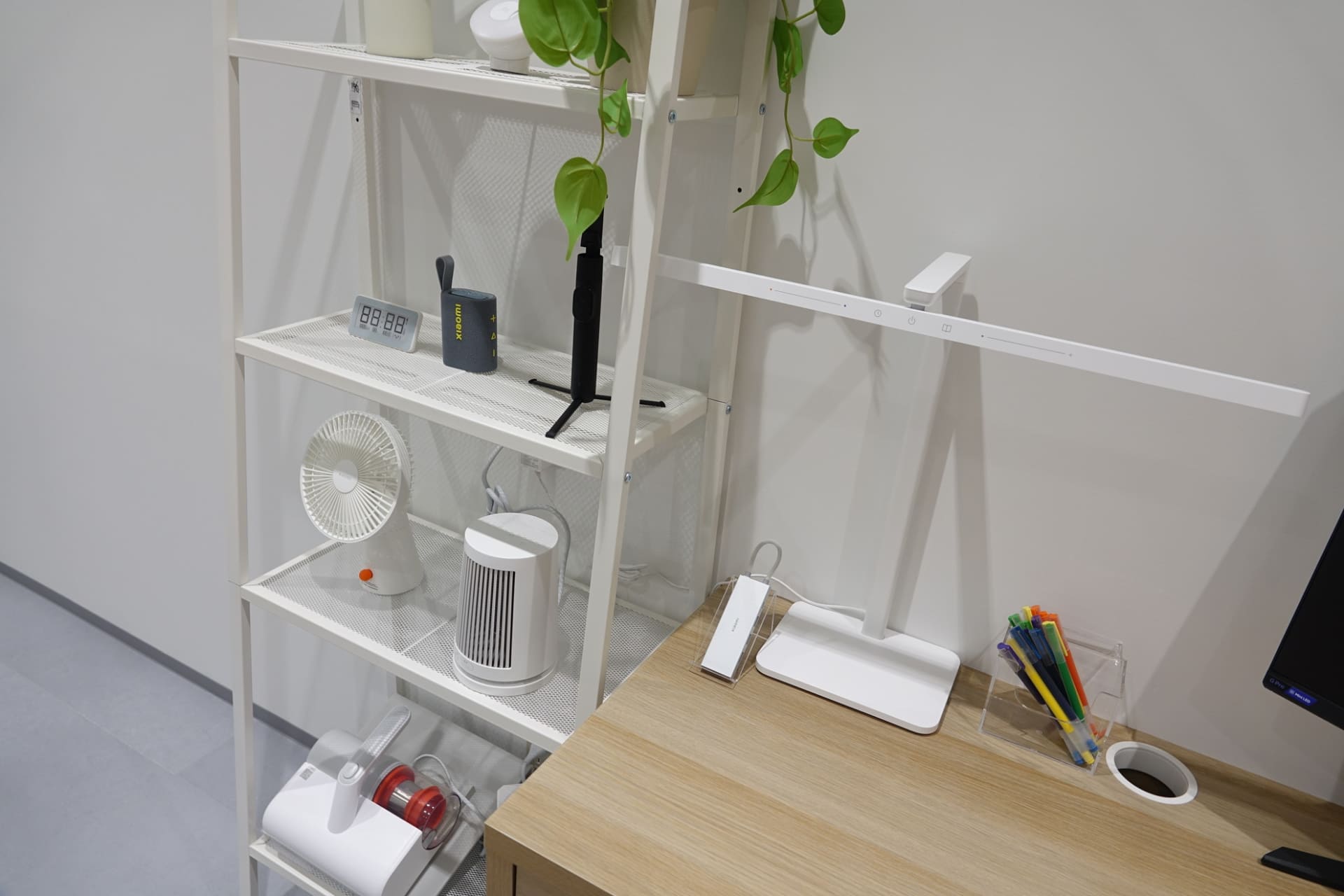 デスクをイメージした展示