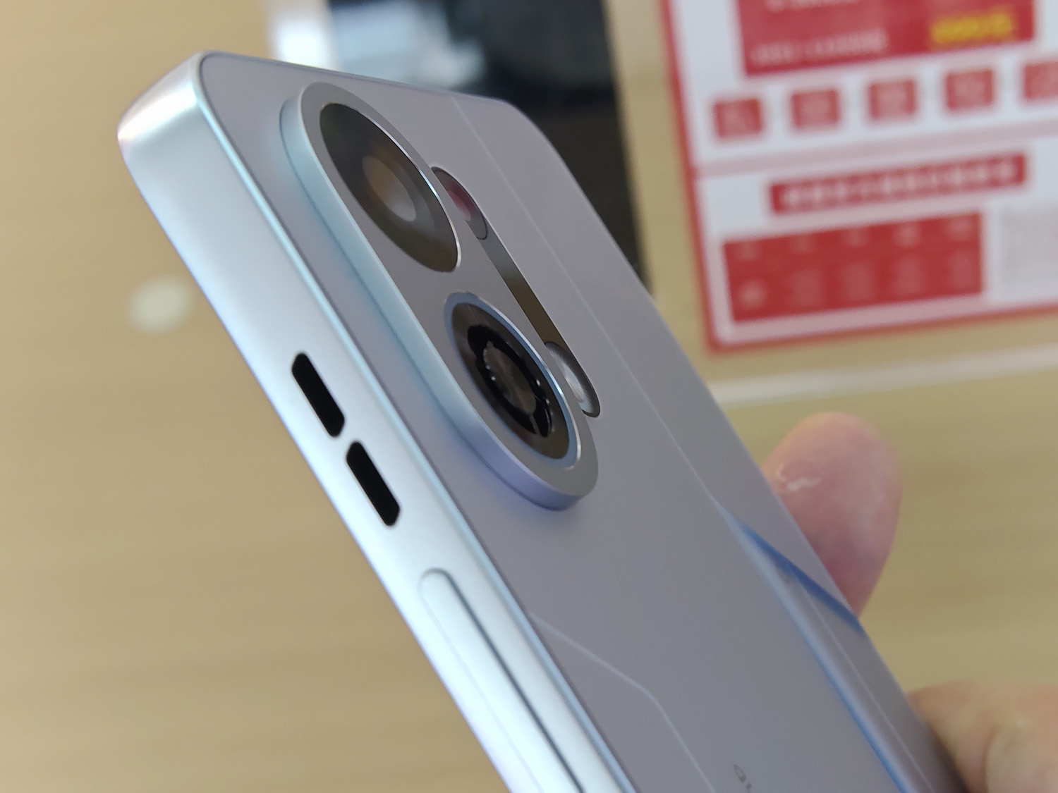 空冷ファン搭載スマホが増えている