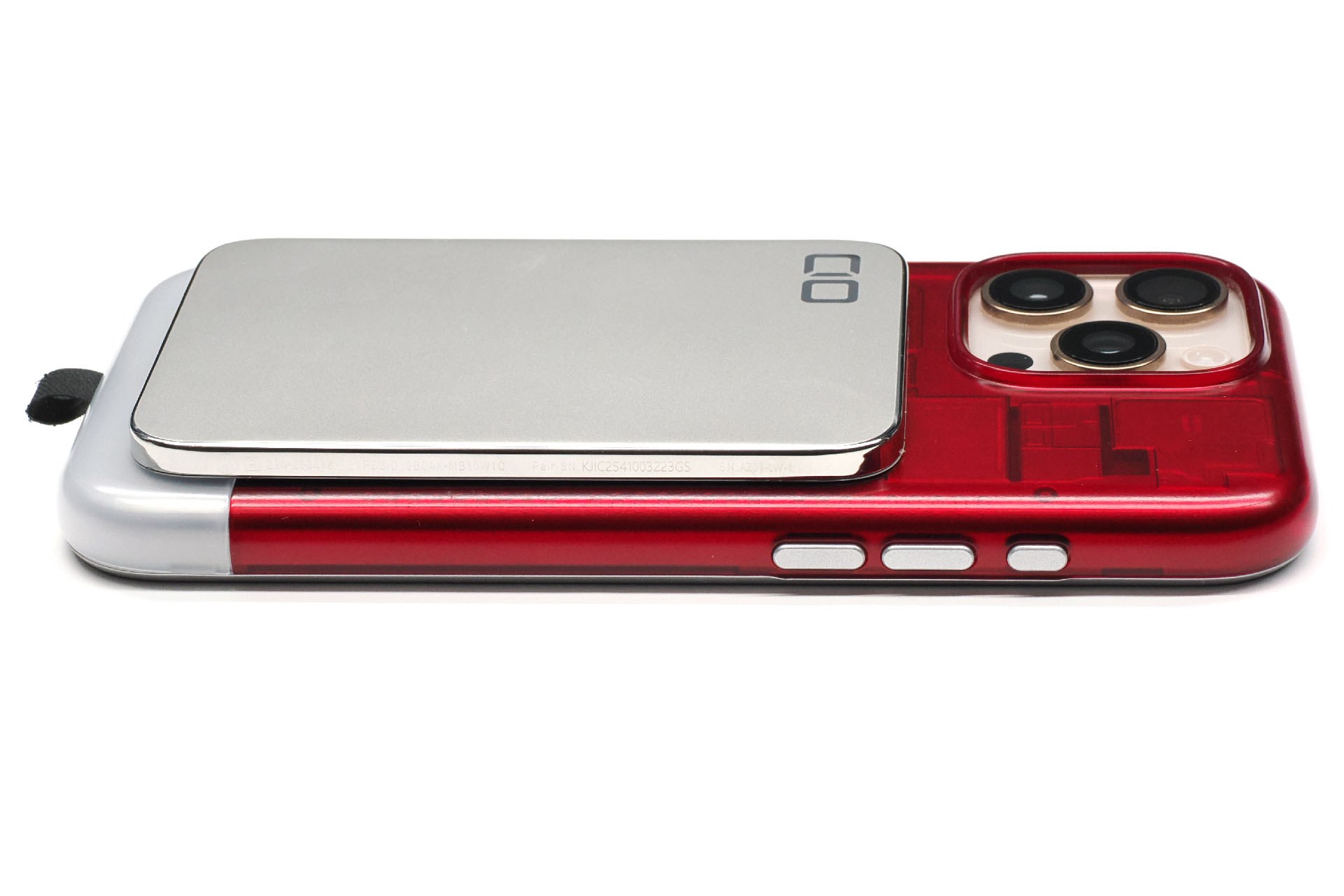 「SMARTCOBY ULTRA SLIM 3K」の薄さにより、iPhoneが厚くなったような印象があまりない