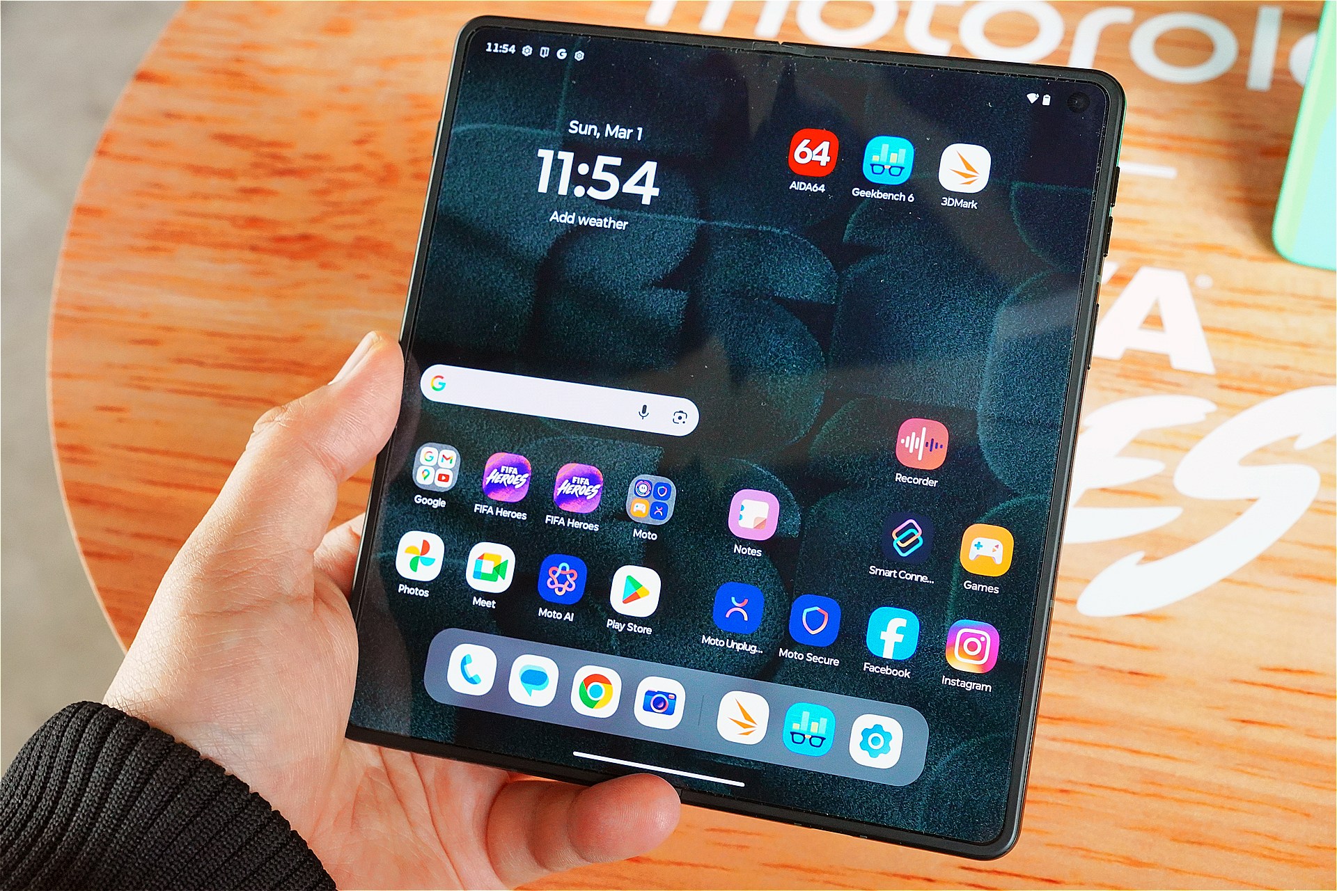 壁紙などのデジタルコンテンツもワールドカップ仕様