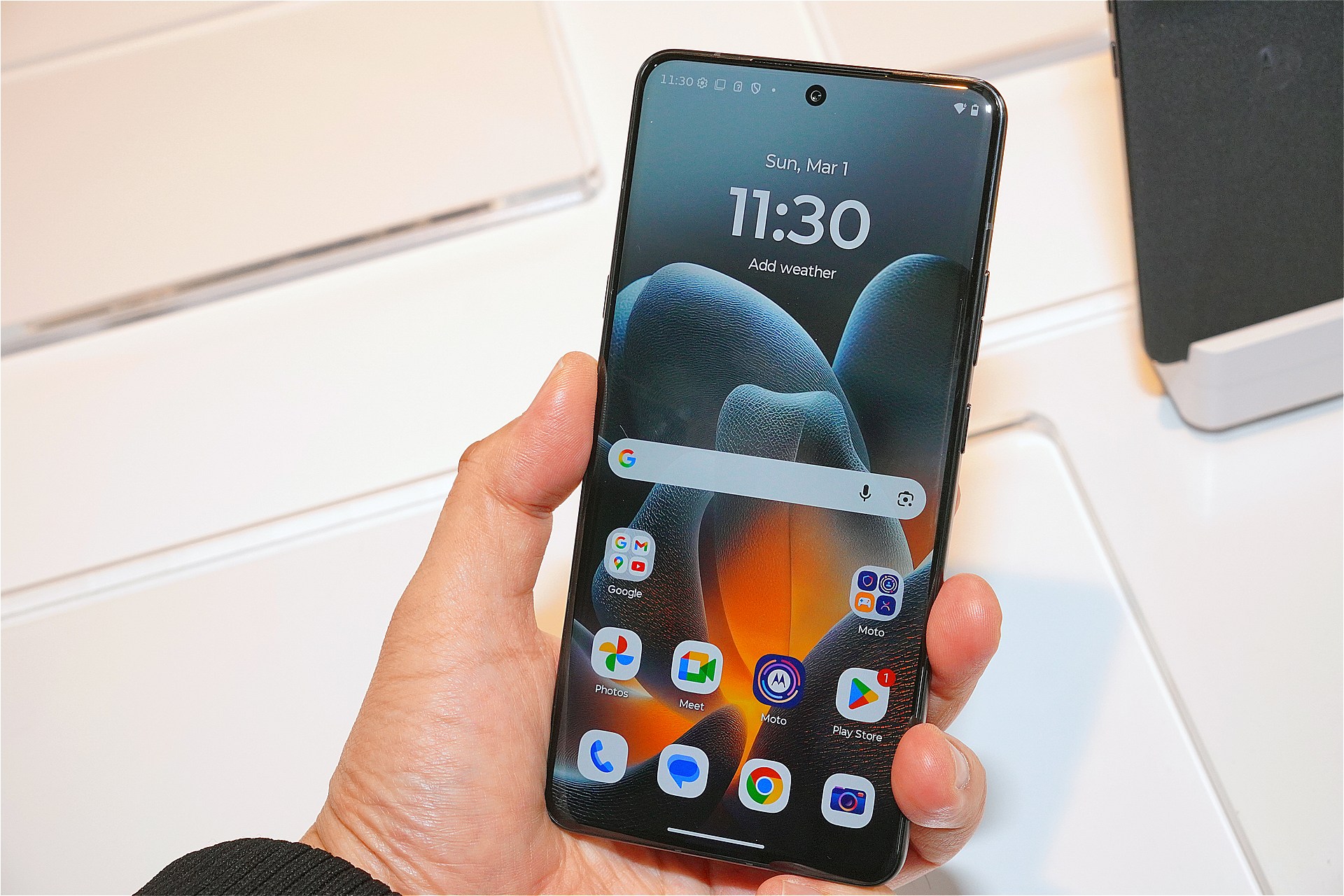 signatureの実機も公開した