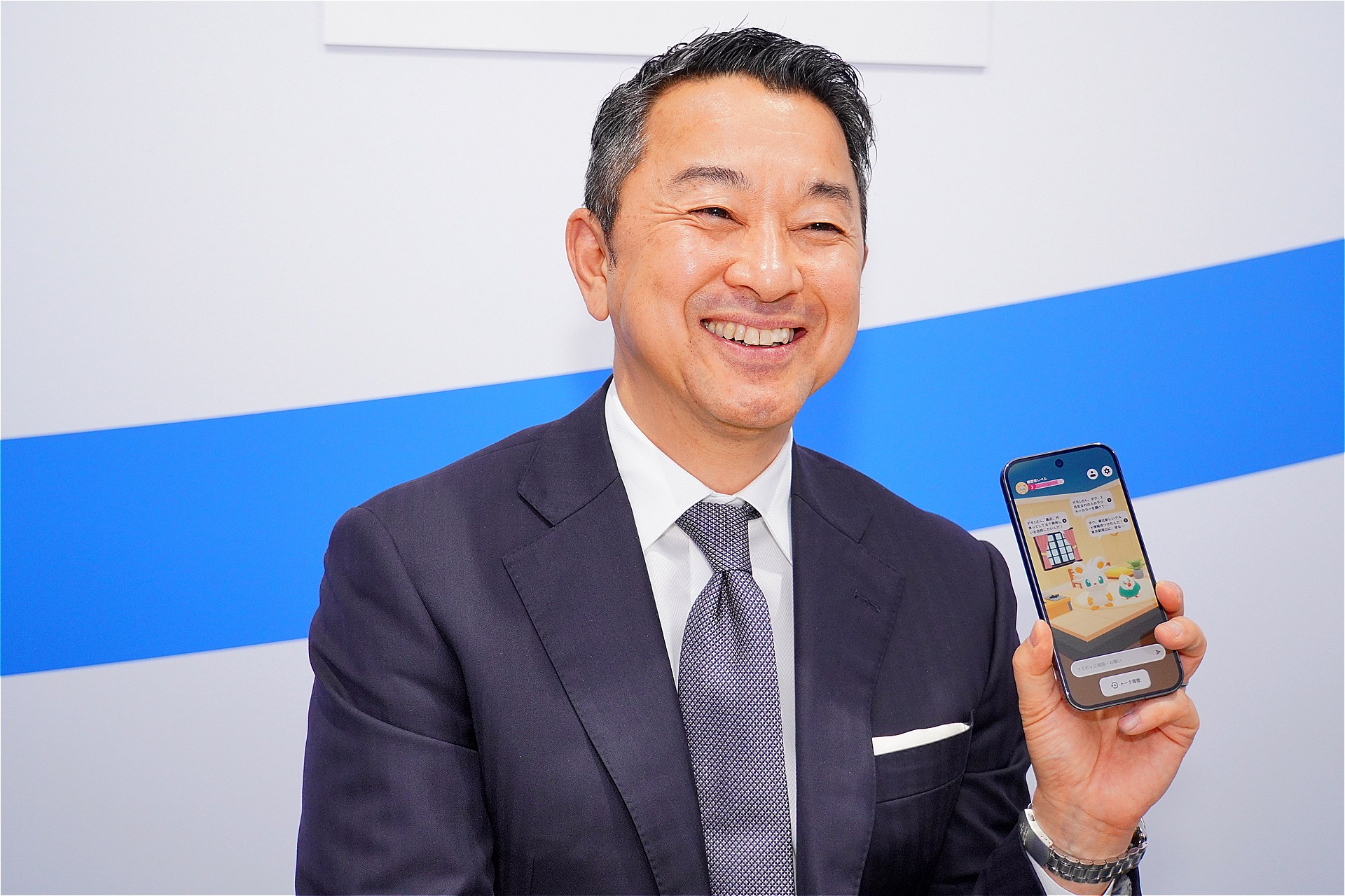 MWC会場でドコモの前田社長がSyncMeなどの新サービス、新ソリューションを語った