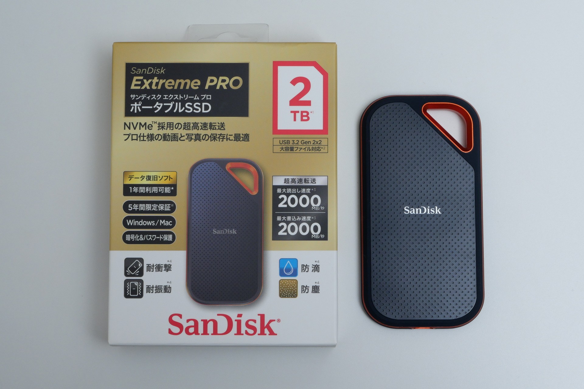 USB 3.2 Gen2x2対応で、リード・ライトとも最大2000MB/sの通信速度を誇るSanDiskのポータブルSSD「Extreme Pro ポータブルSSD 2TB」を利用してデータ通信速度をチェック