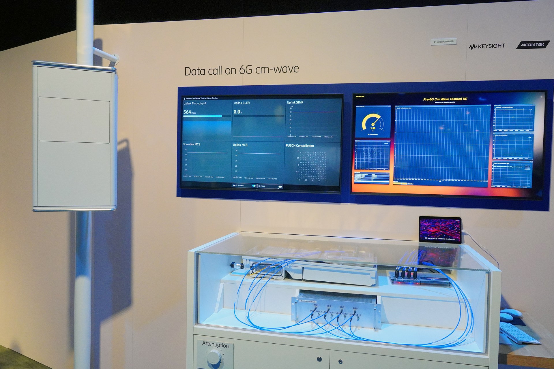 センチメートル波のデモ。端末にはMediaTekのものが使われている