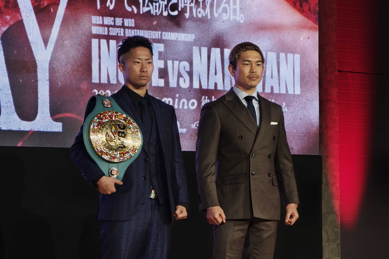 井上拓真選手と井岡一翔選手