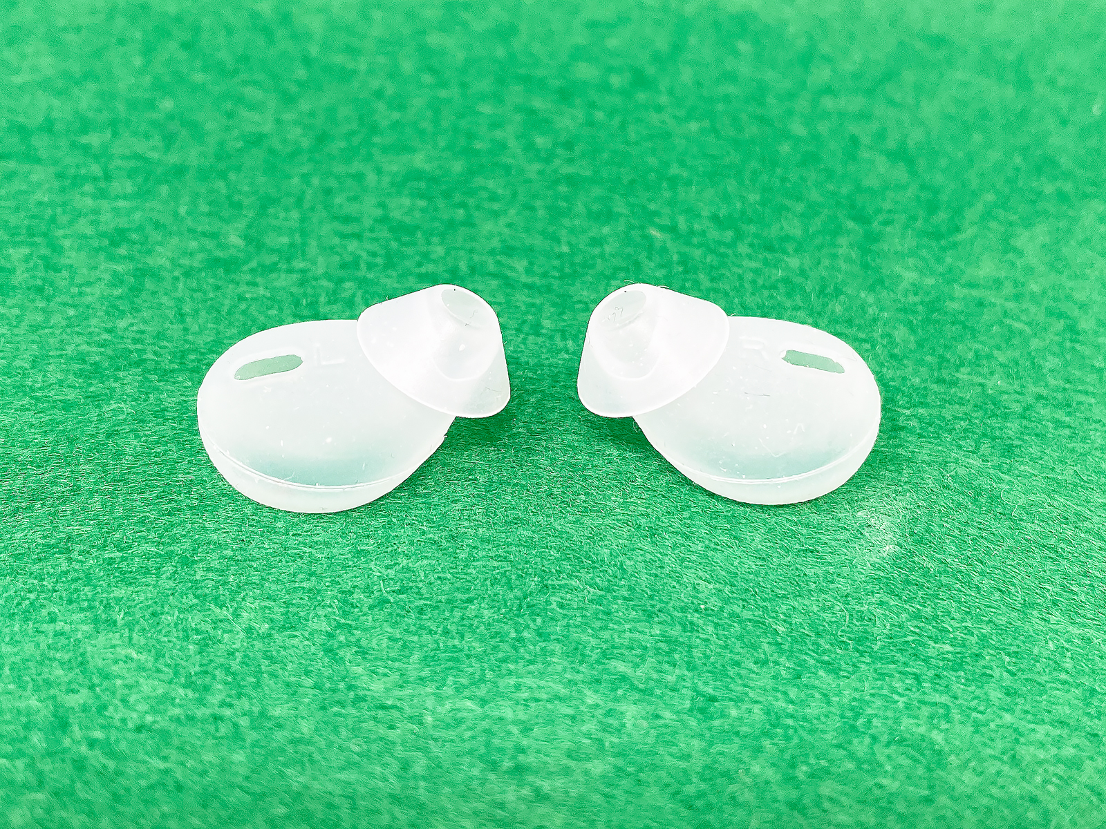 エレコムの「EarPods用イヤホンカバー（カナルタイプ）」。