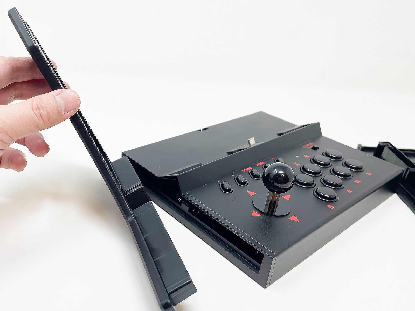 本体は組み立て式。