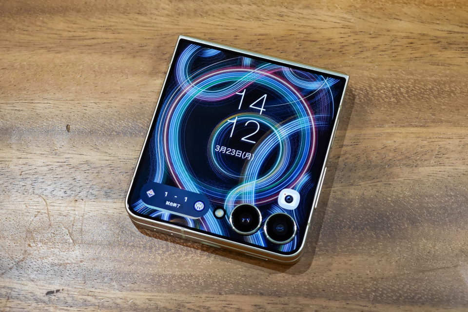 Samsung Galaxy Z Flip7 Olympic Edition」クイックフォトレビュー