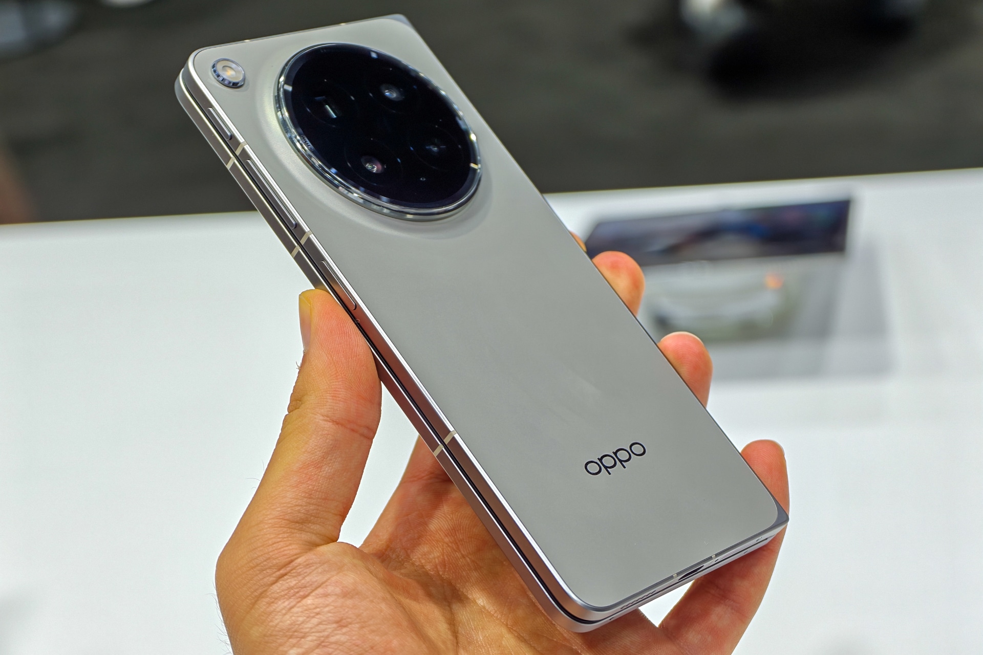 ステラチタニウム