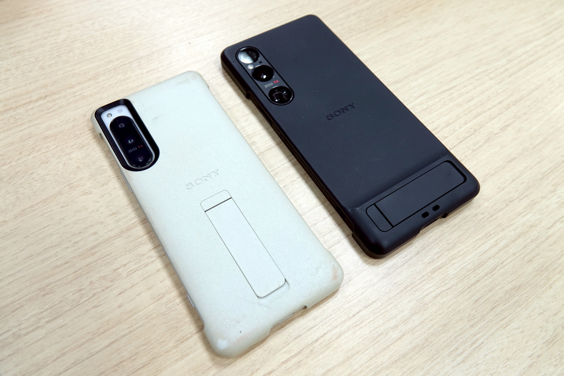 マイカーのタイヤを買い換えると同時に買うことになったXperia 1 VI。急な出費ゆえに補償に入れず。こいつには長生きしていただきたい。本当に。