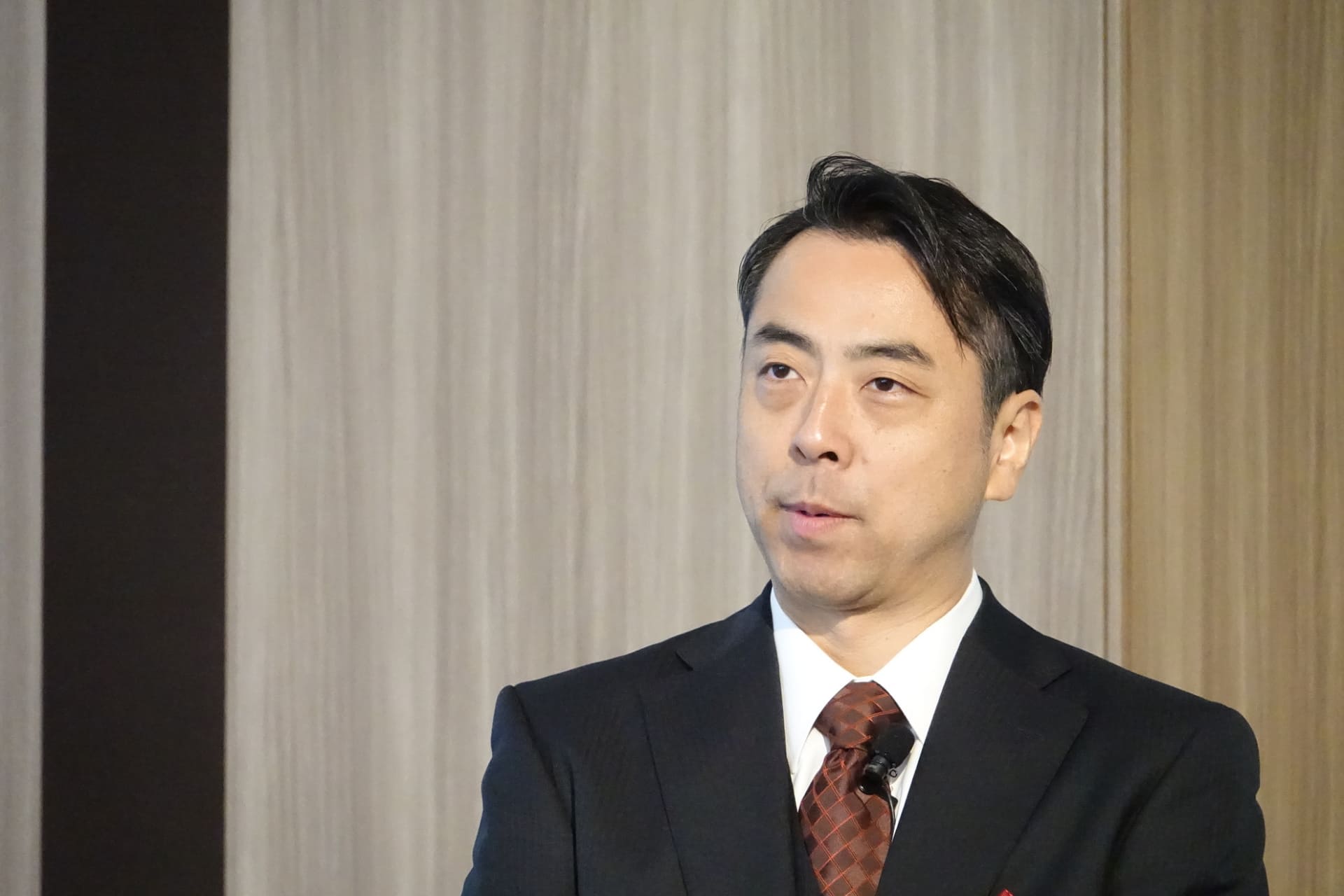 執行役員副社長の塚本泰通氏