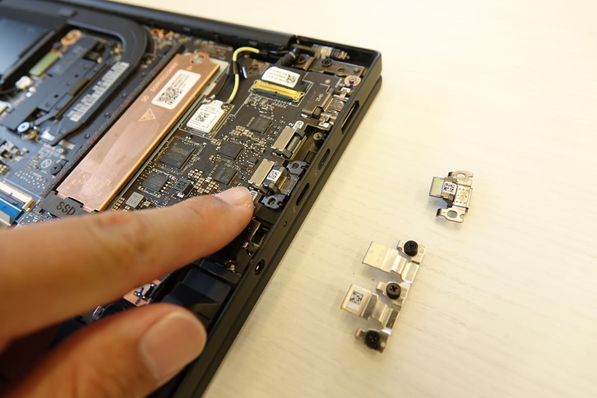 USB Type-Cポートも1つ単位で交換できる