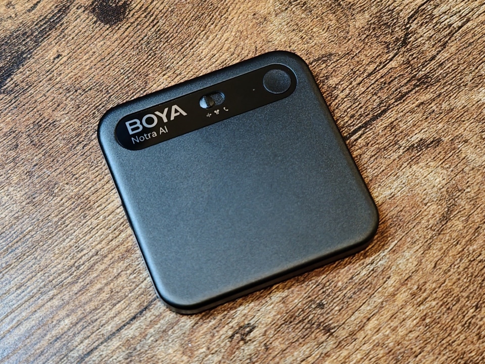 MagSafeで気軽に取り付けられるAIボイスレコーダー「BOYA Notra