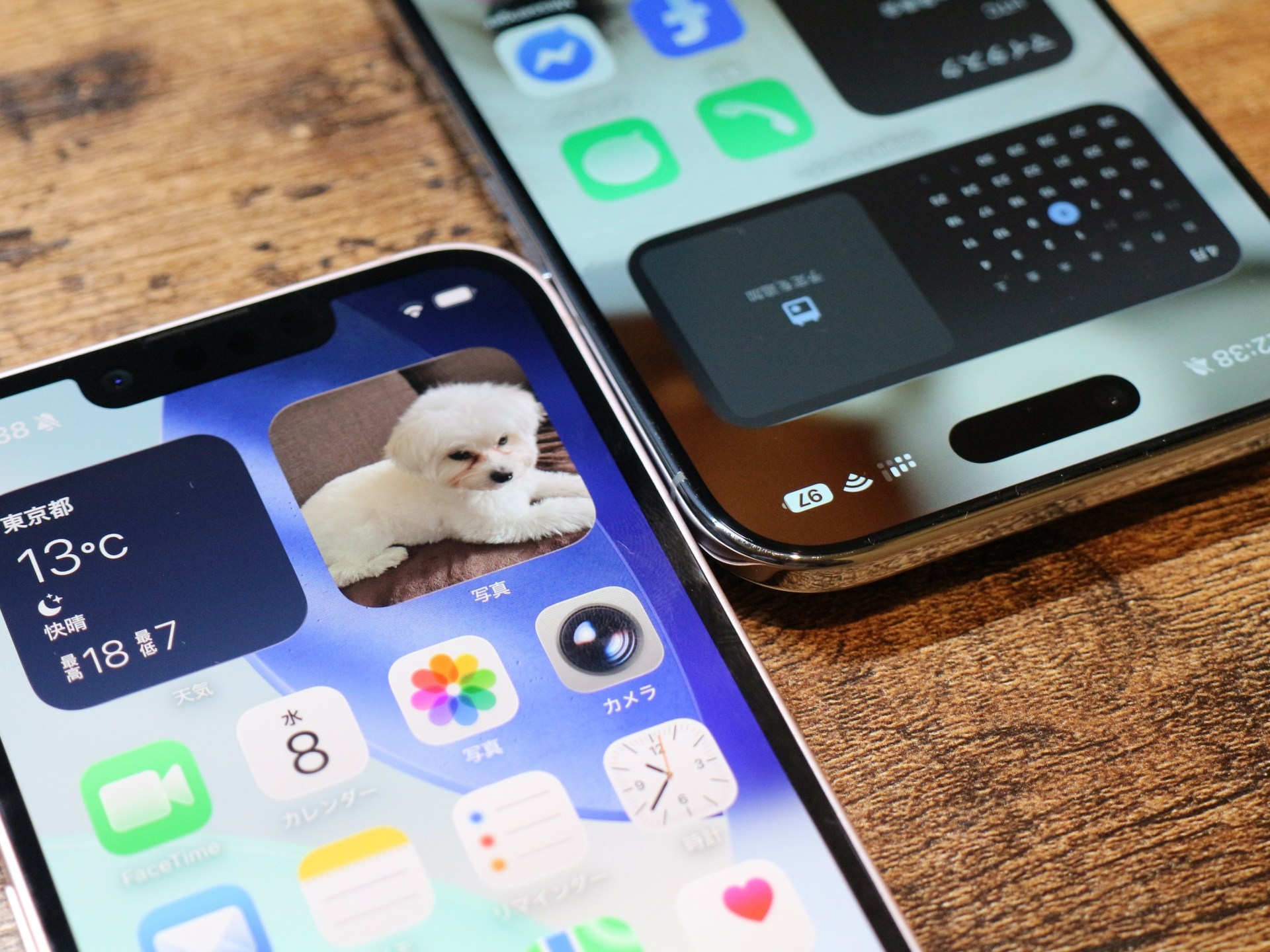 ベゼルの太いデザインはやや古臭さもある