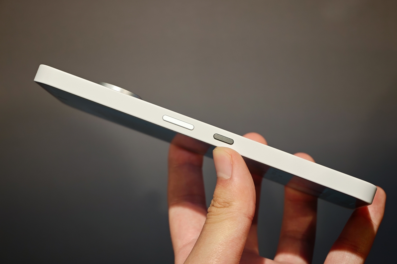 トゥルーホワイト