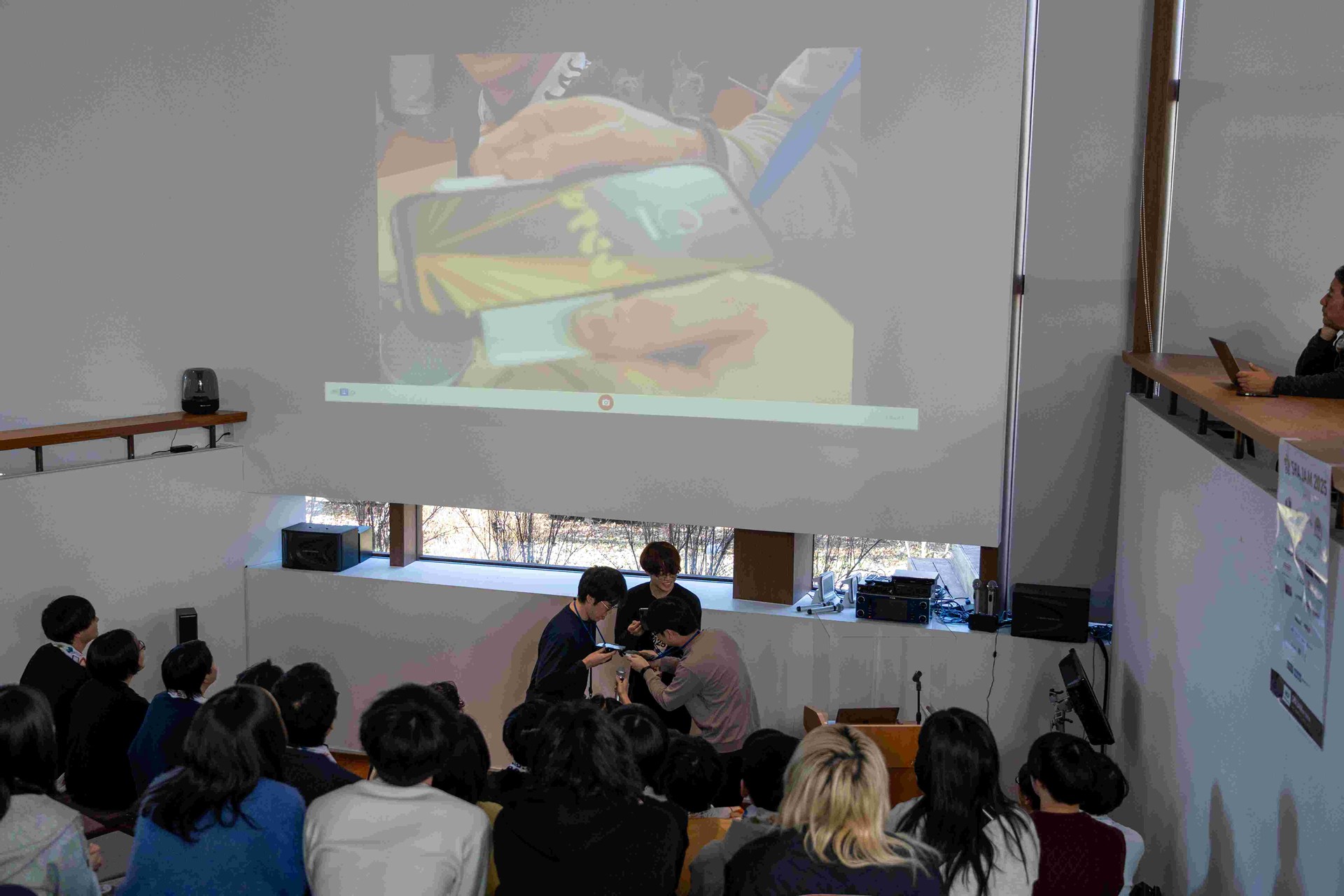 SPAJAM2025のプレゼン風景