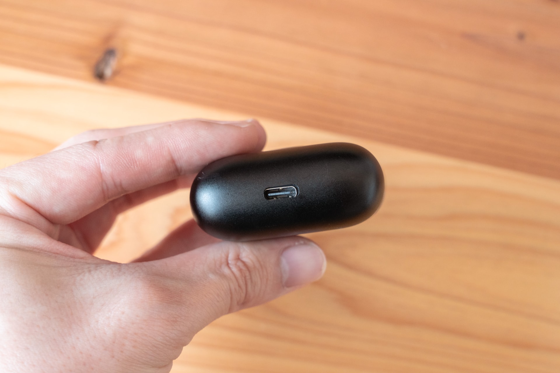 ガジェット好きには嬉しいUSB Type-C充電。高速充電機能も搭載