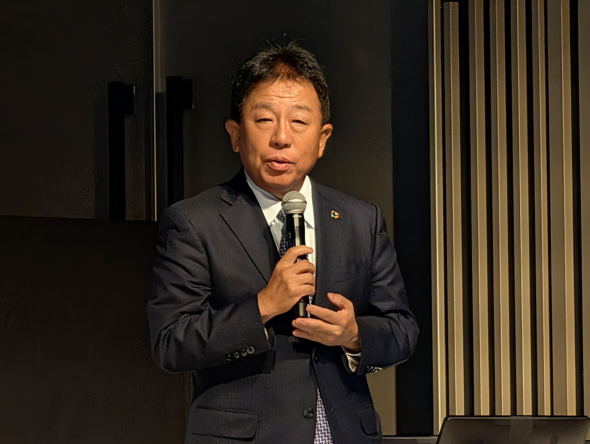 取締役会長の榛葉淳氏