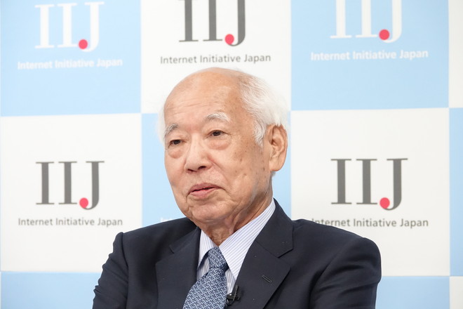 代表取締役会長執行役員の鈴木幸一氏
