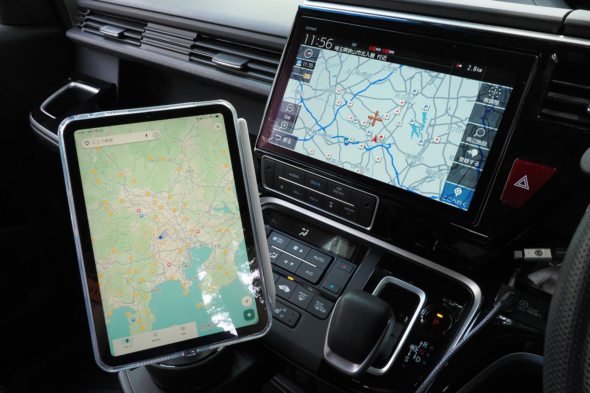 着脱はMagSafeなので非常に手軽。また、iPad miniケース側のMagSafe部分にはマグネットが入っており、FANAUEのマウントのマグネット吸着力も強いので、iPad miniがしっかり安定的にホールドされる。Apple Pencilも通常通り使える。