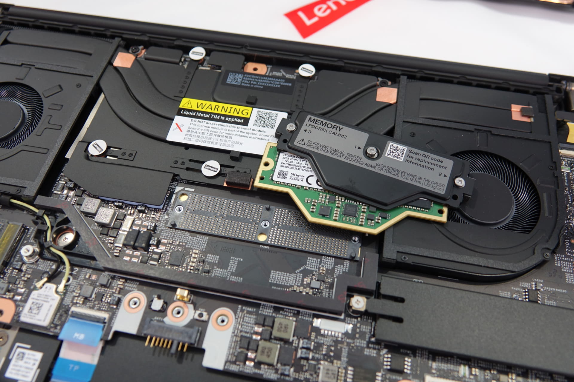 LPCAMM2規格のメモリーを搭載（写真はThinkPad P1 Gen 9）