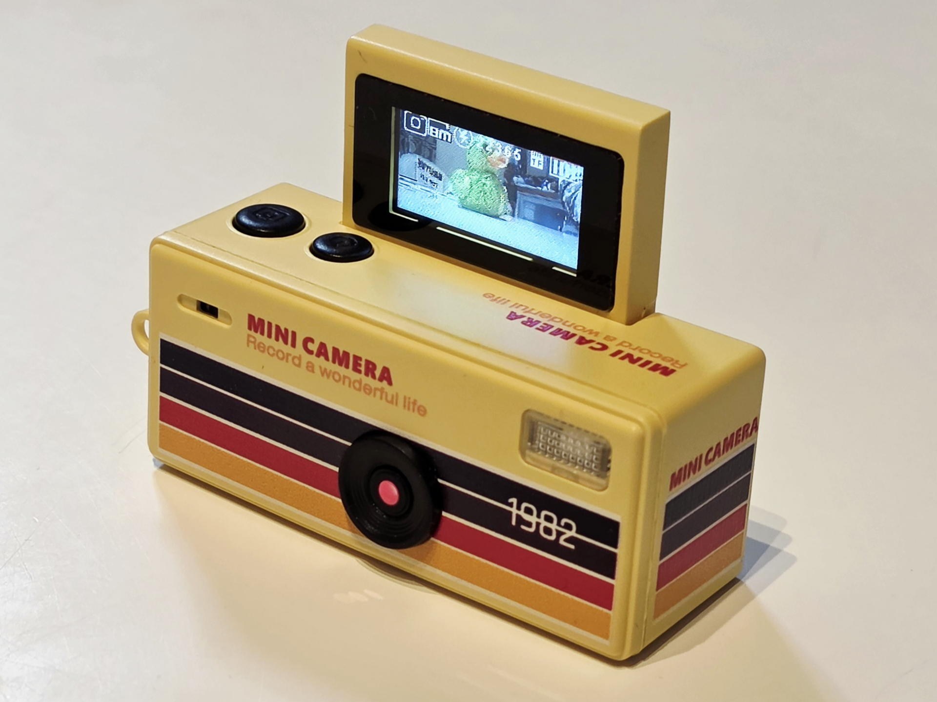 やっぱりフリップする液晶ファインダーは正義だ