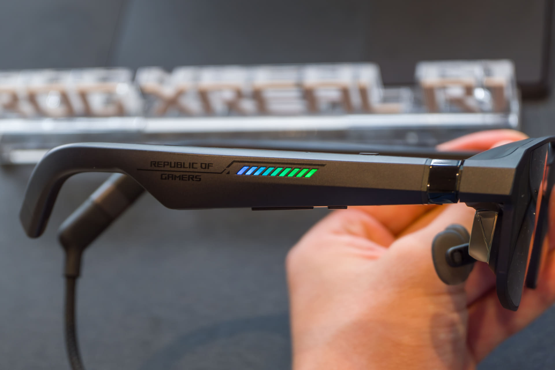 ROG XREAL R1
