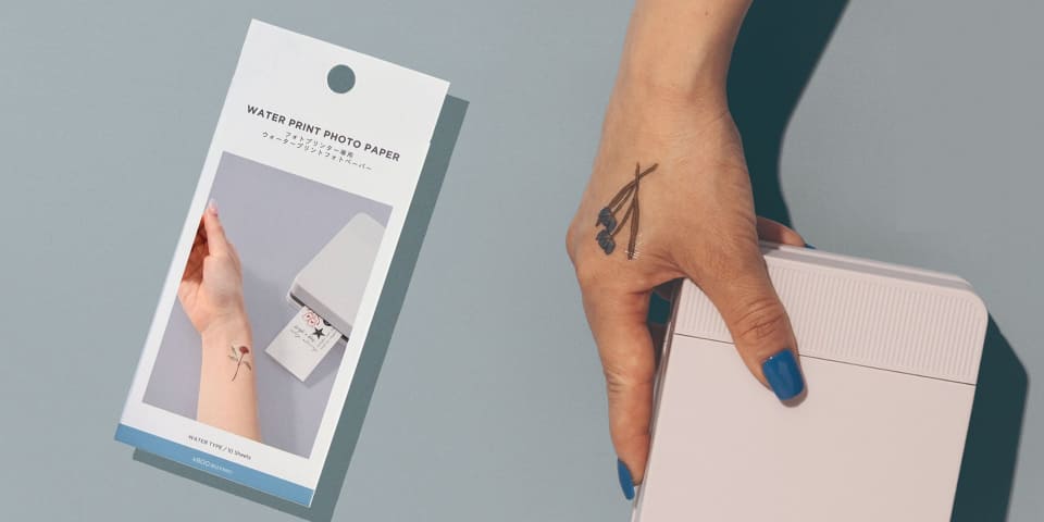 3COINS」からスマホ用フォトプリンターが登場、直販サイトで先行発売