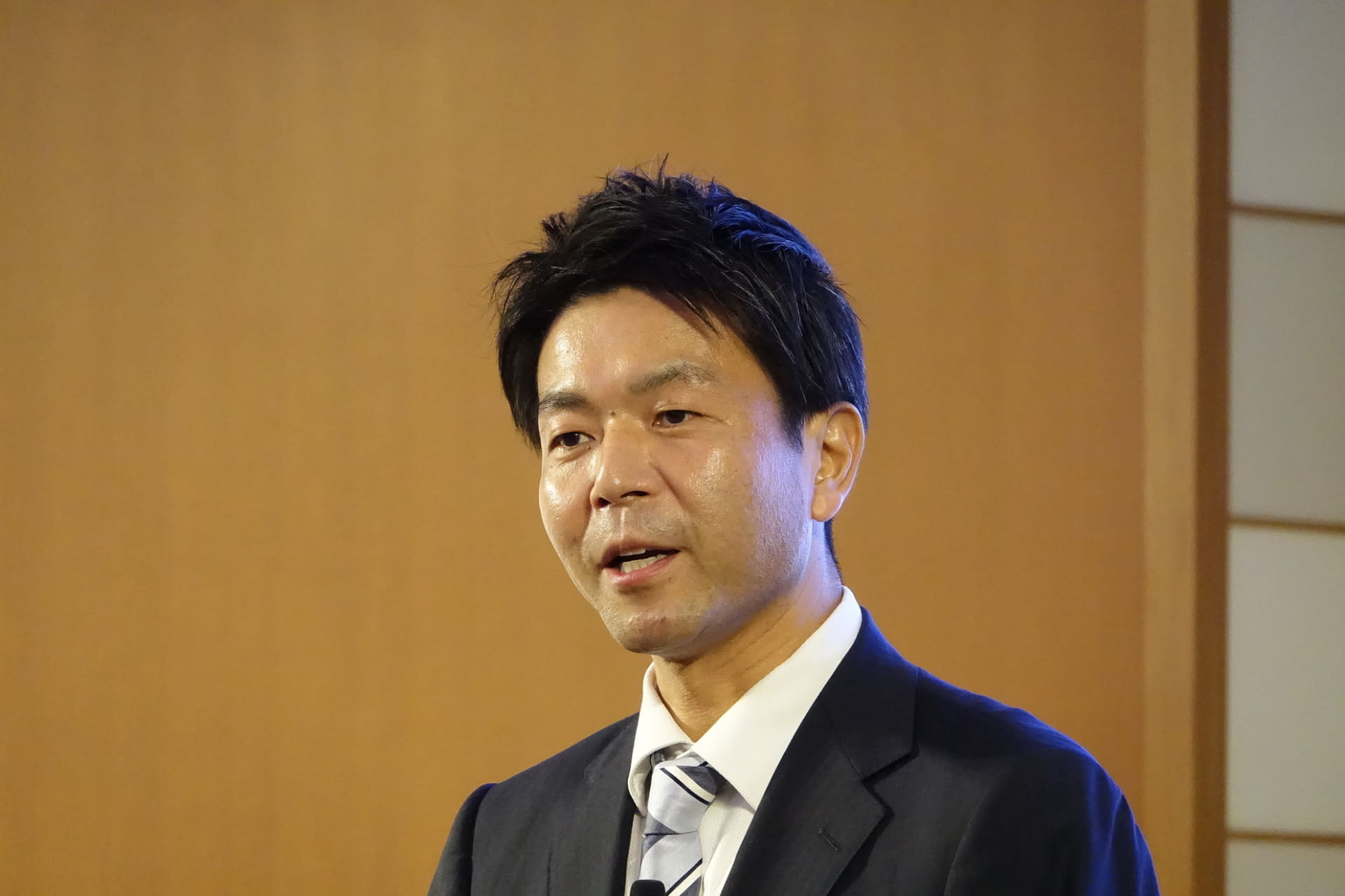 auフィナンシャルサービス代表取締役社長の長野敦史氏