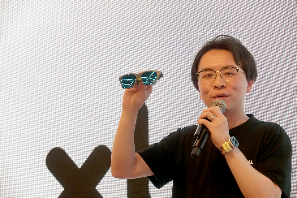 XREAL、軽量ARグラス「xbx a01+」を発売 サブブランド「xbx」第一弾