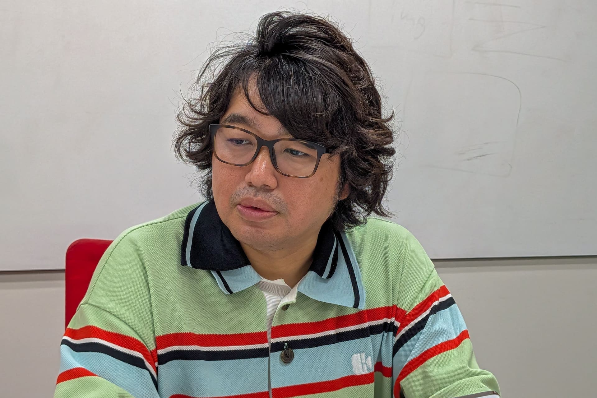 石野氏