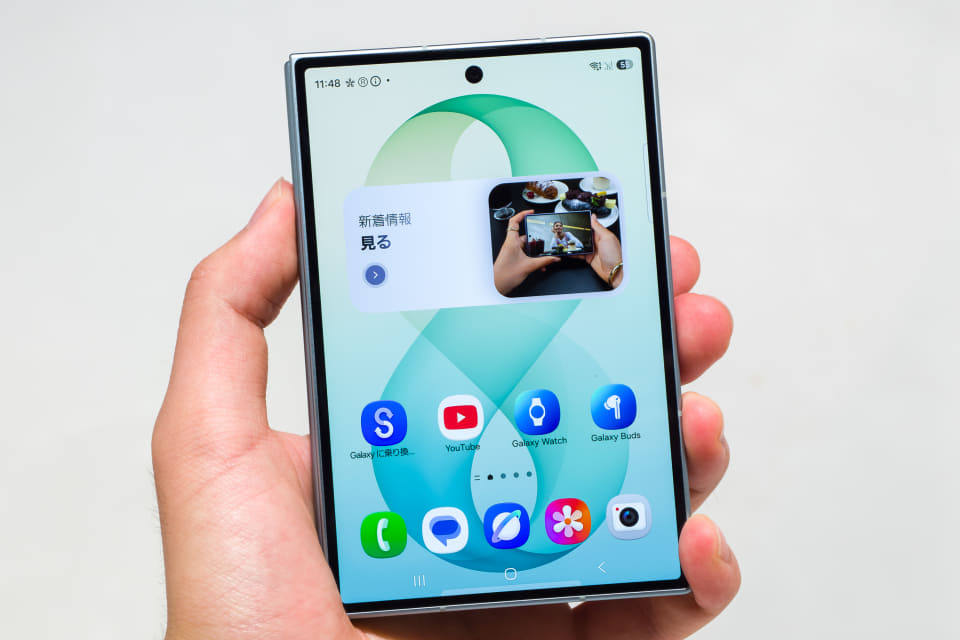 横折り世界最軽量201gの「Galaxy Z Fold8」発表、閉じるとスマホ・開く