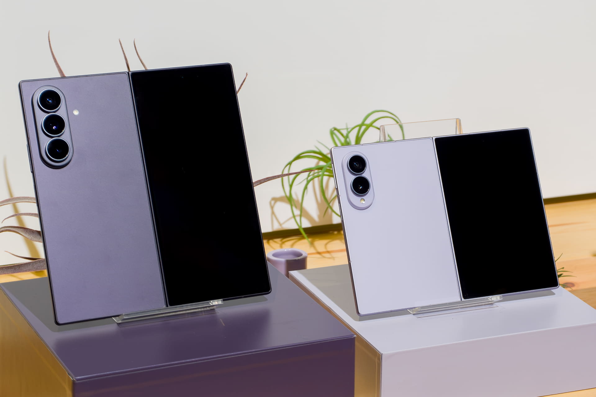 「Galaxy Z Fold8 Ultra」と「Galaxy Z Fold8」