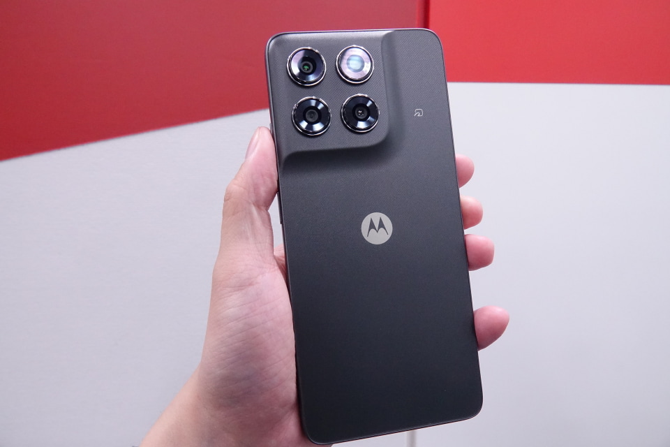 写真で見る「moto g37/g37j」] - ケータイ Watch