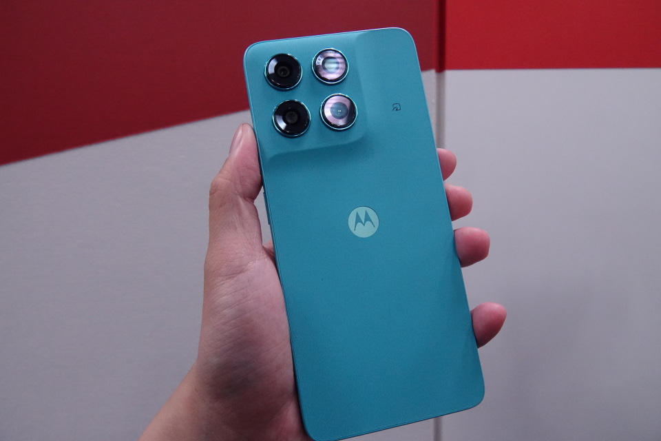 写真で見る「moto g37/g37j」] - ケータイ Watch