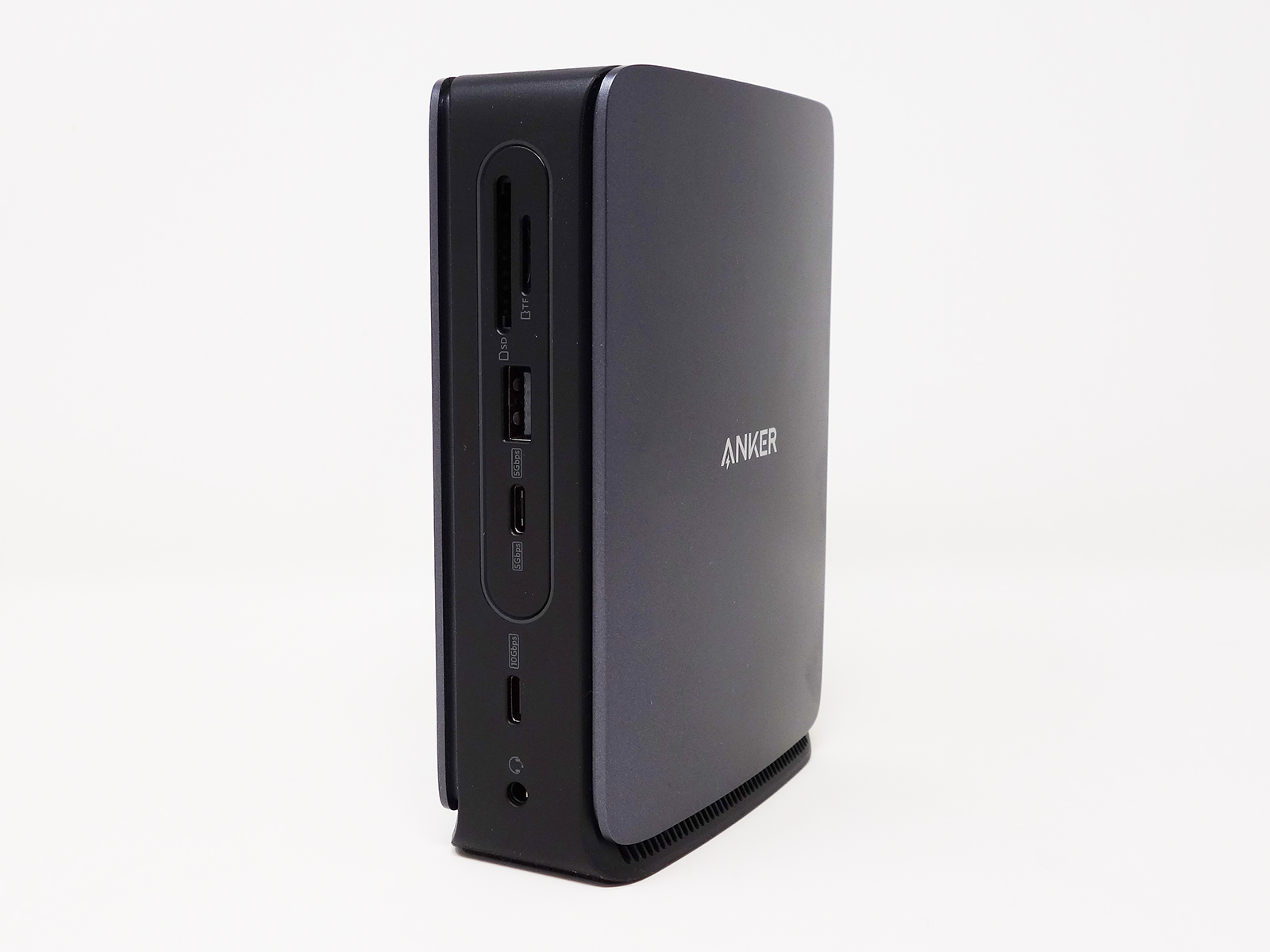 「Anker Nano ドッキングステーション (13-in-1, 着脱式USB-C ハブ)」。