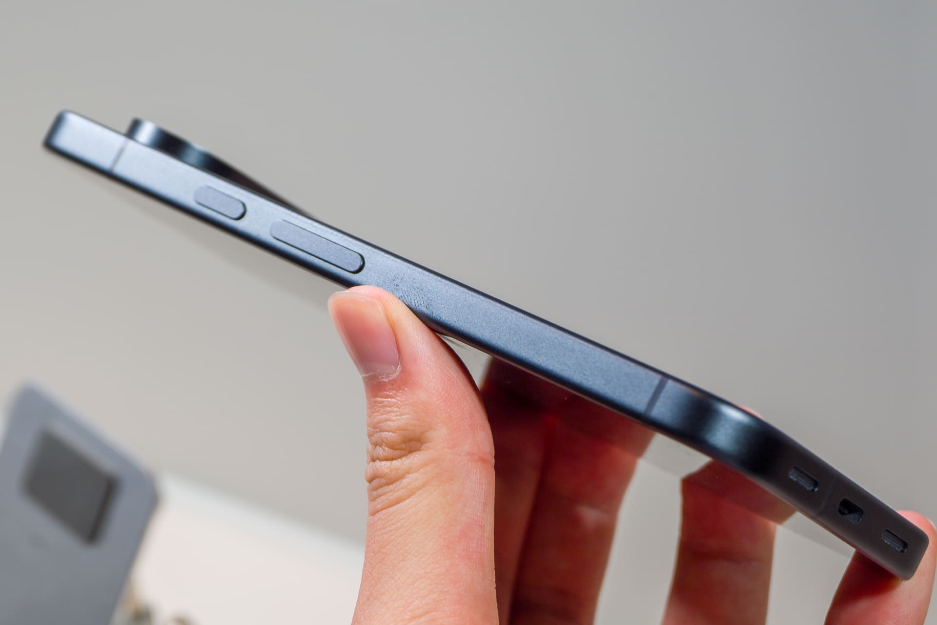 「Pixel 11 Pro」シリーズのオブシディアンは、全面マット仕上げ
