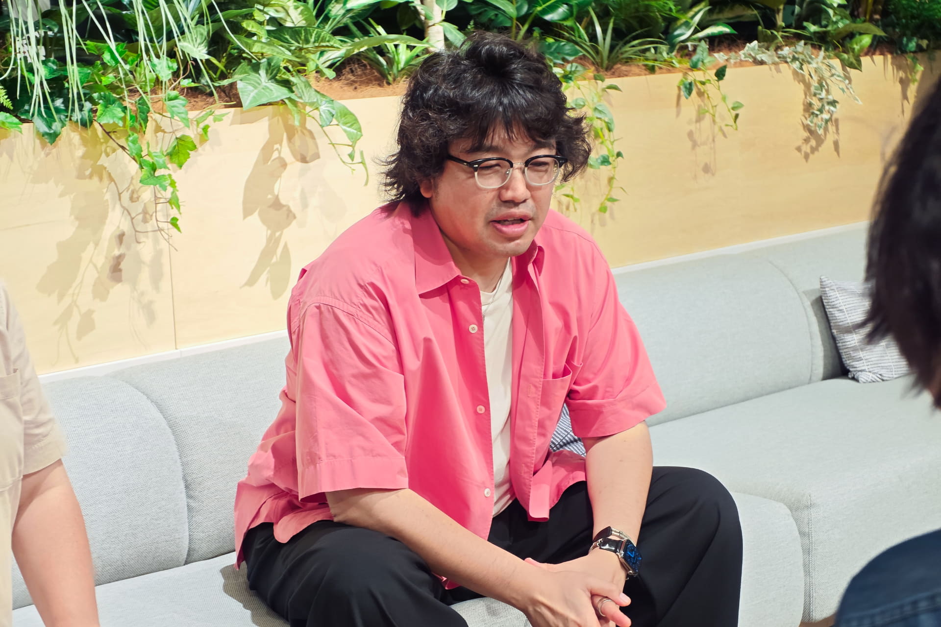 石野氏