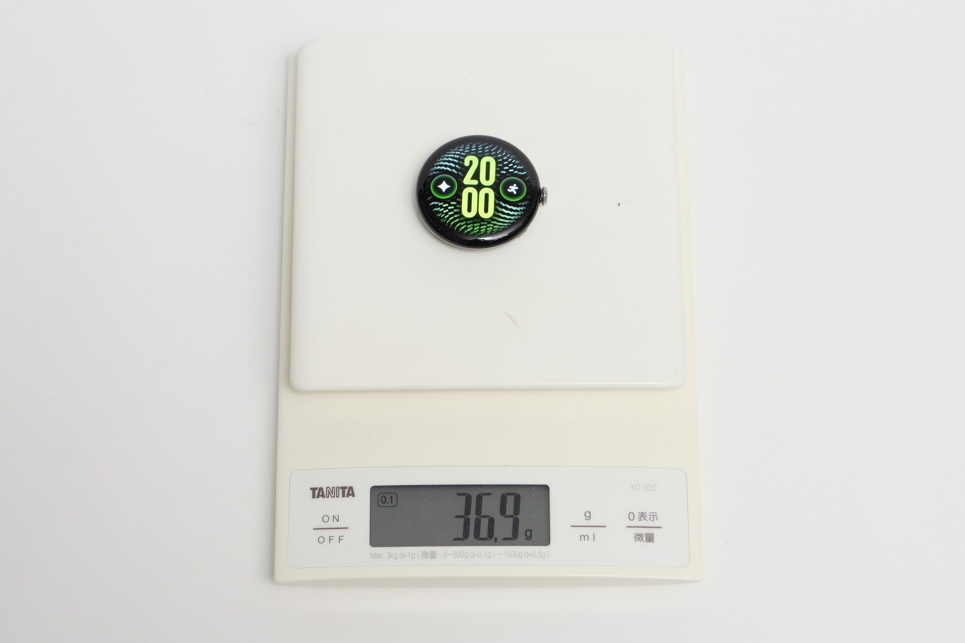 45mmモデル本体の実測の重さは36.9gだった