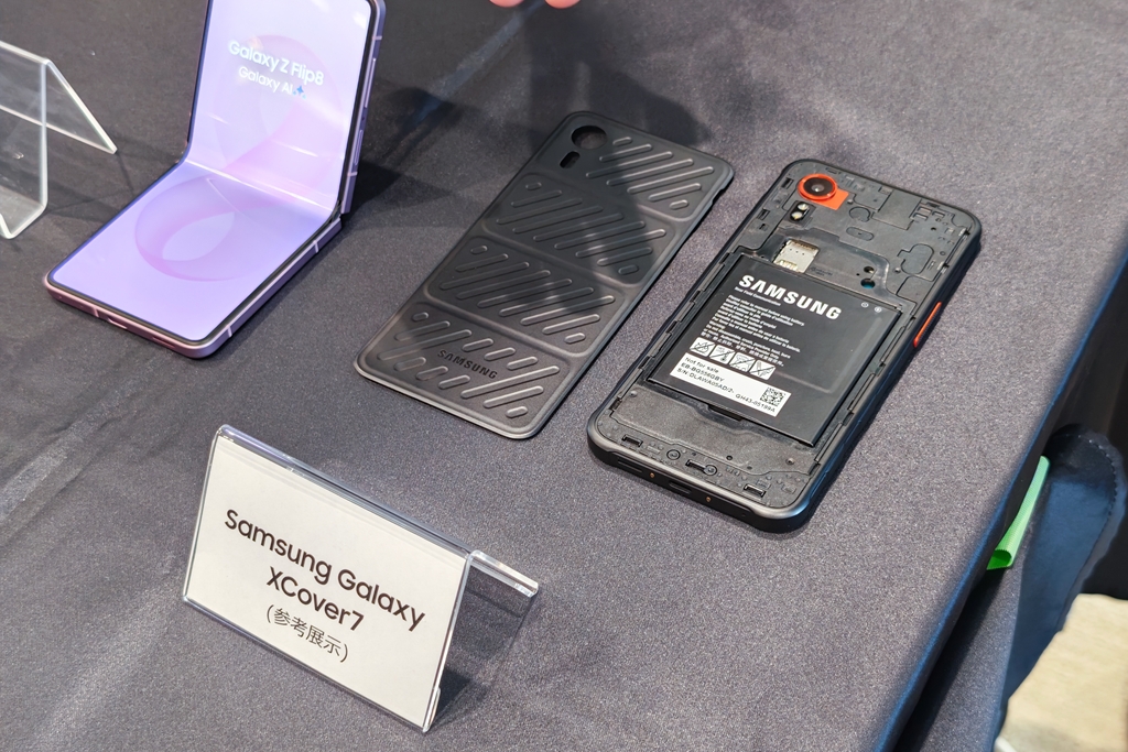 サムスンは国内未発売の「Galaxy XCover7」を展示
