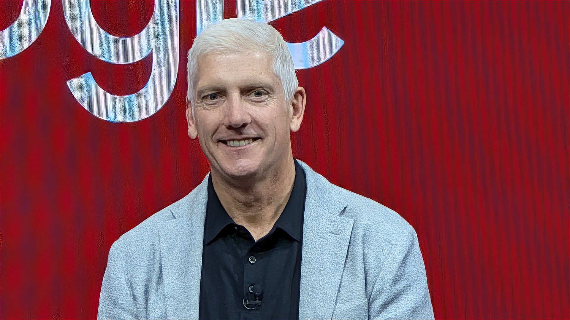 グーグルのリック・オステルロー氏