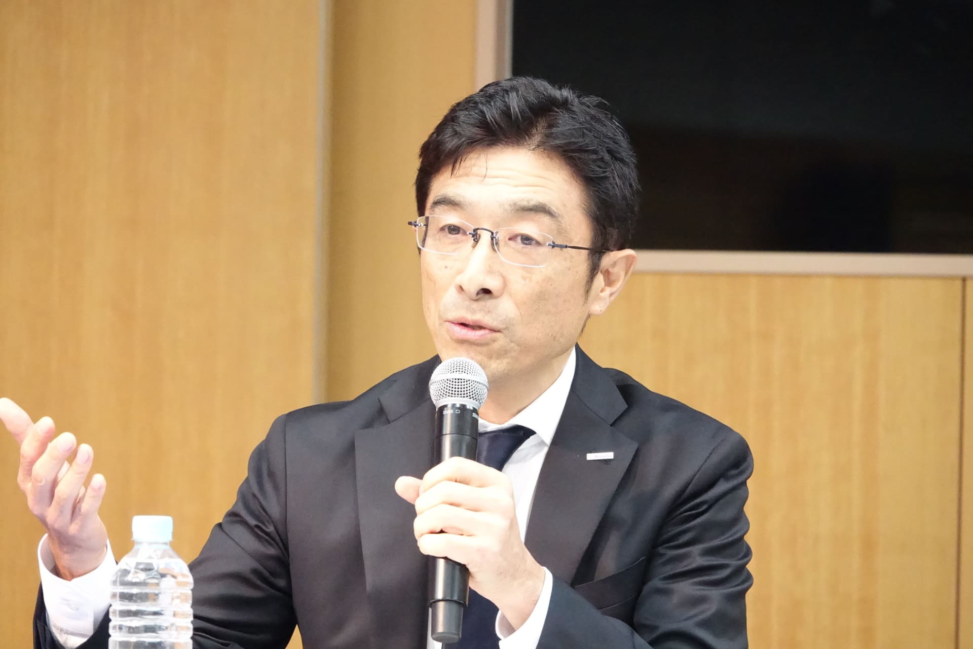 齋藤氏