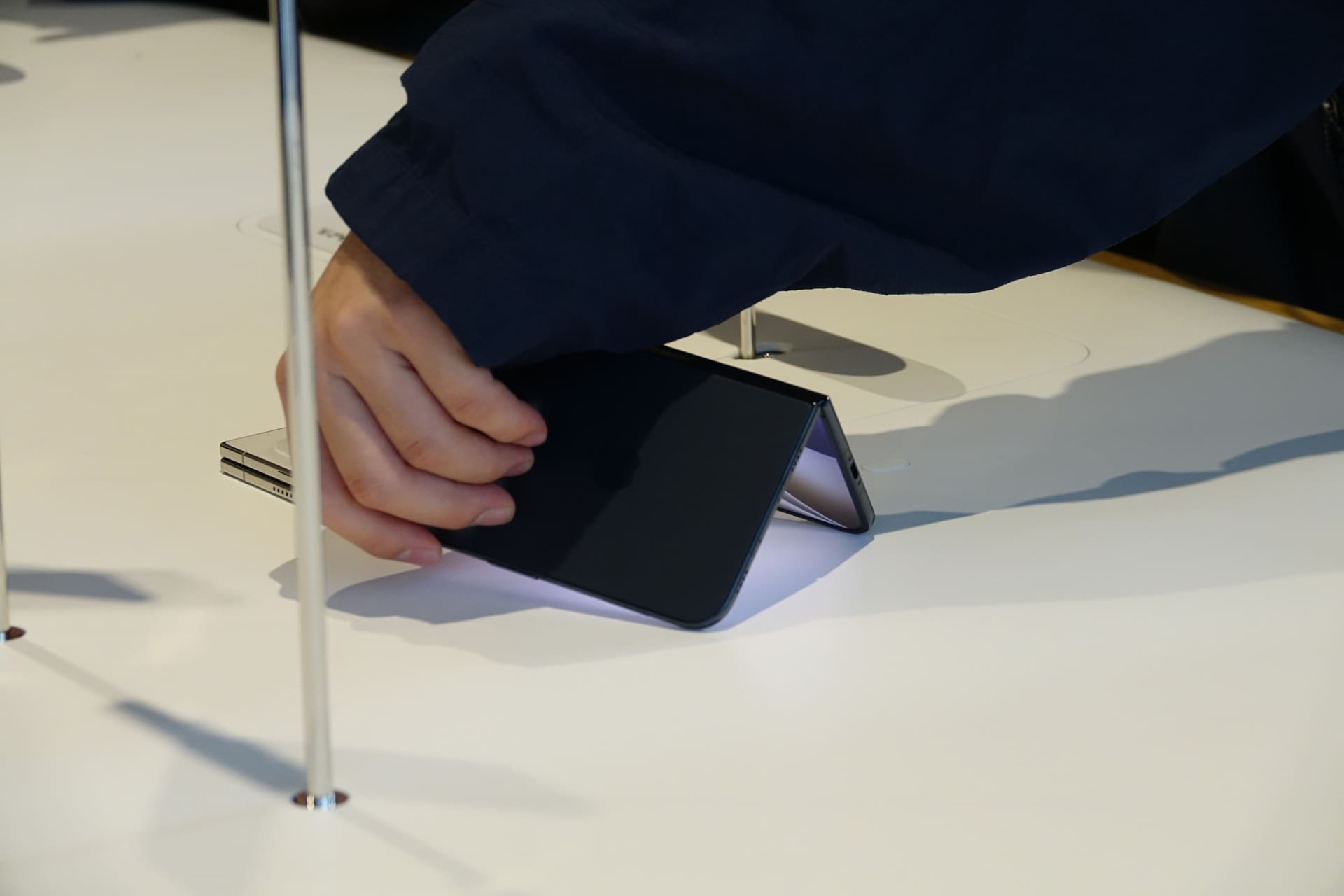 さまざまな使い方を試すユーザー