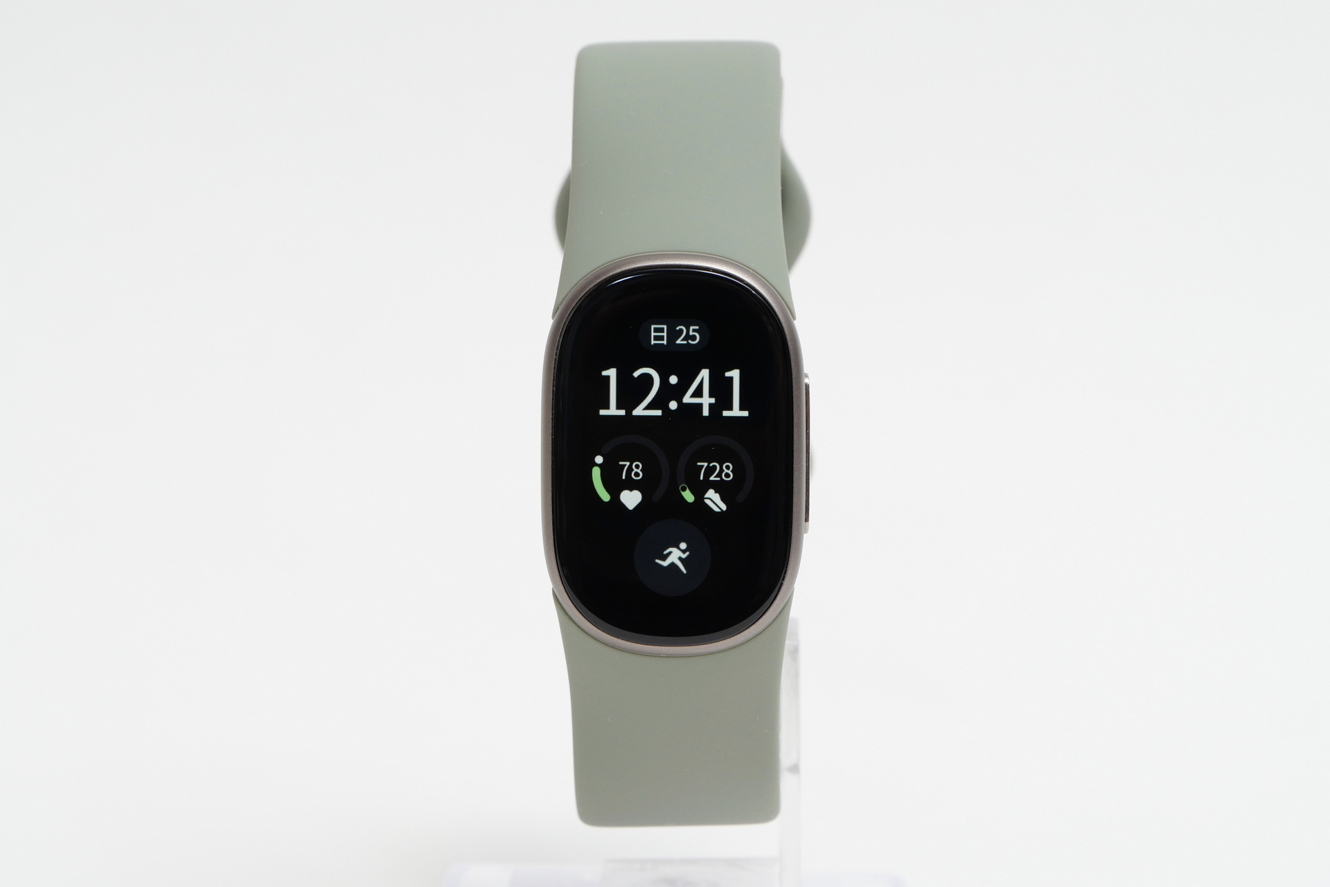 Fitbit Edgeの見た目はFitbit Charge 6に近い