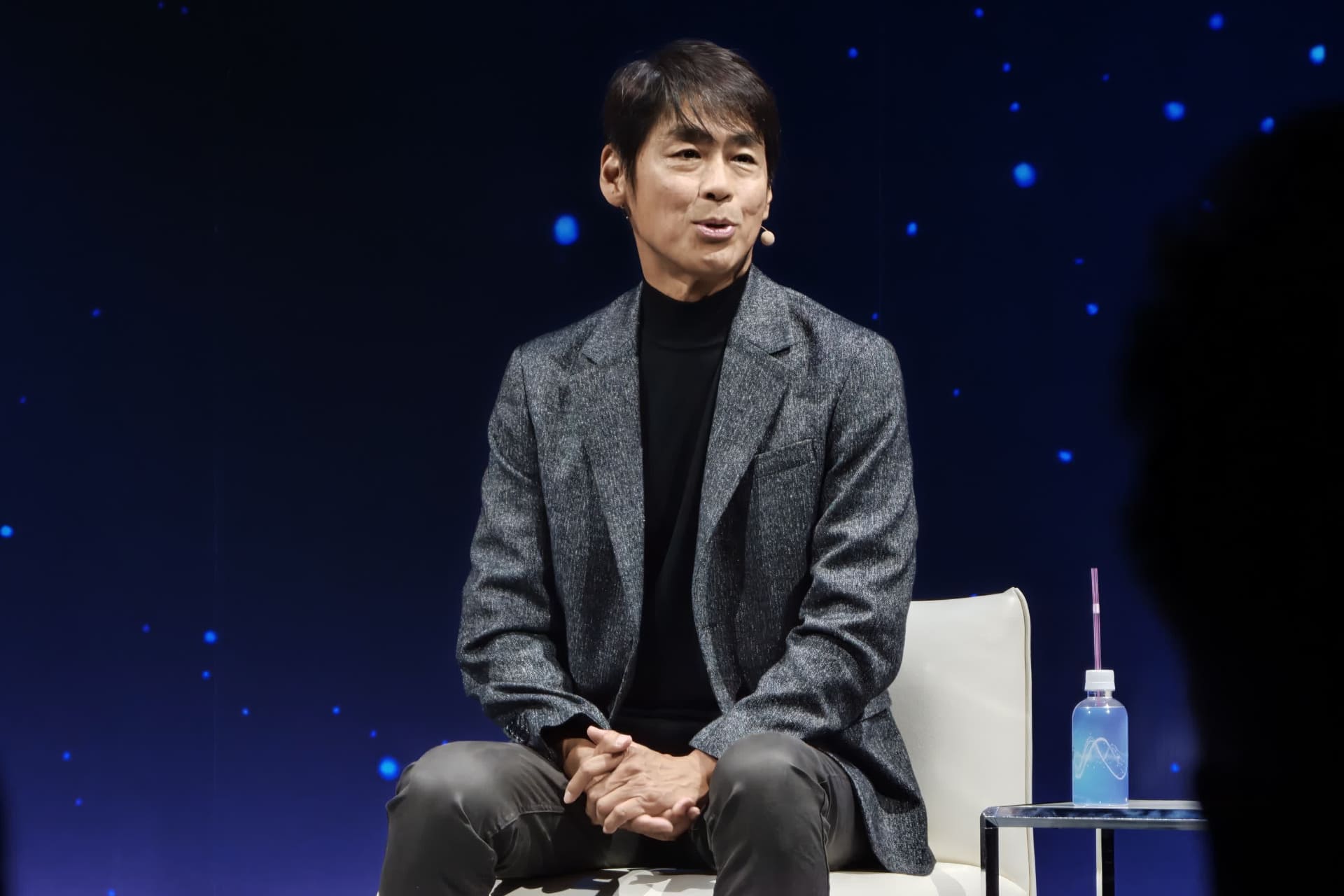 藤倉氏