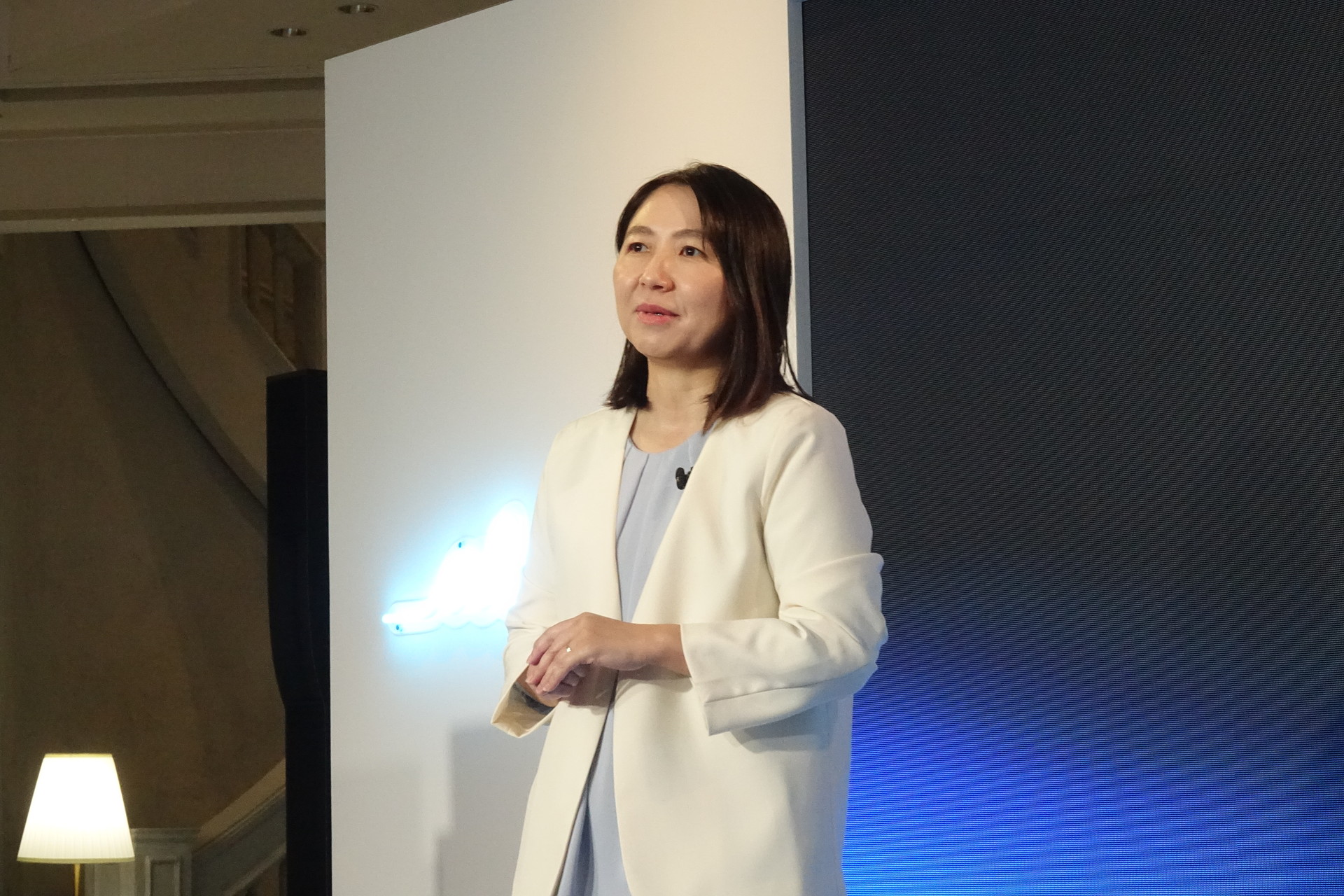 左上から時計回りにアマゾンジャパンの丸山舞氏、Amazon Alexa インターナショナルのジャンマリア・ヴィスコンティ氏、Amazon Alexa インターナショナルのミケーレ・ブッティ氏、アマゾンジャパンの鈴木浩司氏